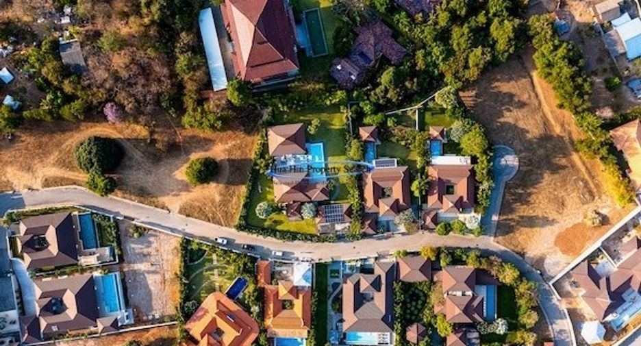 For sale 5 ベッドルーム house in Hua Hin, Prachuap Khiri Khan
