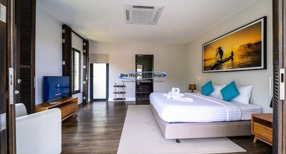 For sale 5 ベッドルーム house in Hua Hin, Prachuap Khiri Khan