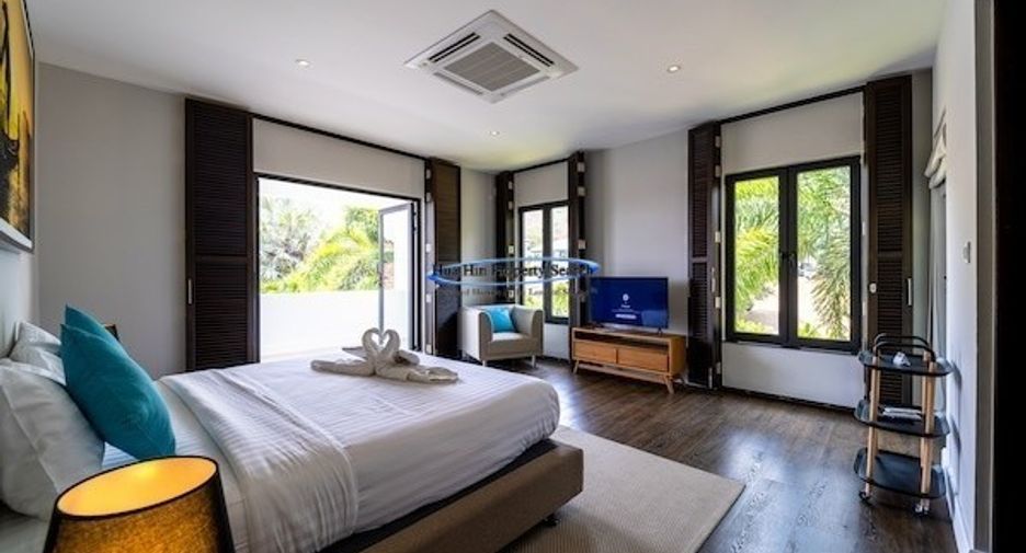 For sale 5 ベッドルーム house in Hua Hin, Prachuap Khiri Khan