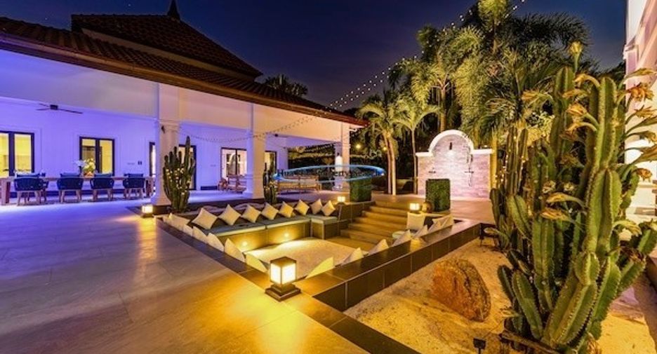 For sale 5 ベッドルーム house in Hua Hin, Prachuap Khiri Khan