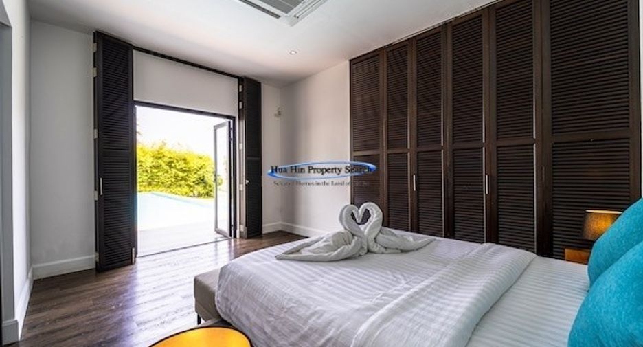 For sale 5 ベッドルーム house in Hua Hin, Prachuap Khiri Khan