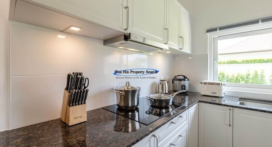 À vendre 4 chambres maison à Hua Hin, Prachuap Khiri Khan