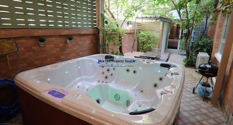 À vendre 4 chambres maison à Hua Hin, Prachuap Khiri Khan