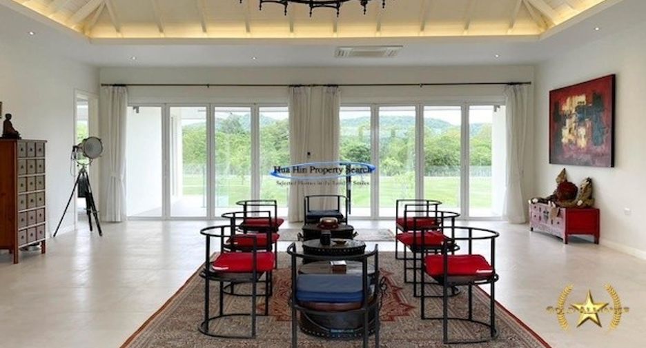 For sale 4 ベッドルーム house in Hua Hin, Prachuap Khiri Khan