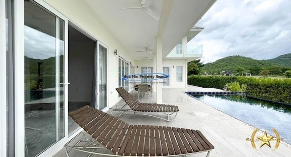 For sale 4 bedrooms house in Hua Hin, Prachuap Khiri Khan