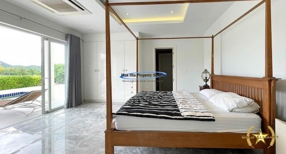 For sale 4 bedrooms house in Hua Hin, Prachuap Khiri Khan