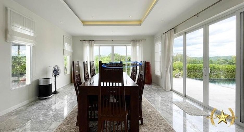 For sale 4 bedrooms house in Hua Hin, Prachuap Khiri Khan