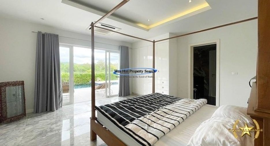 For sale 4 bedrooms house in Hua Hin, Prachuap Khiri Khan