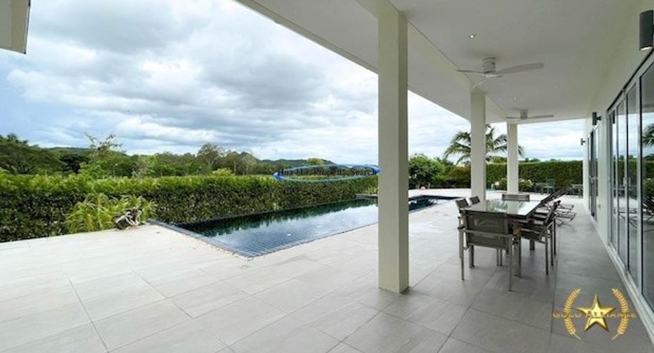 For sale 4 bedrooms house in Hua Hin, Prachuap Khiri Khan