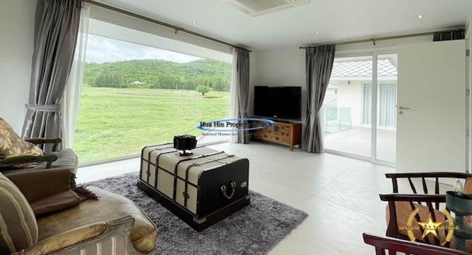 For sale 4 bedrooms house in Hua Hin, Prachuap Khiri Khan