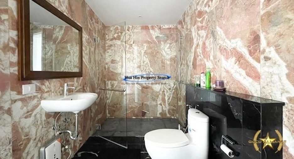 For sale 4 bedrooms house in Hua Hin, Prachuap Khiri Khan