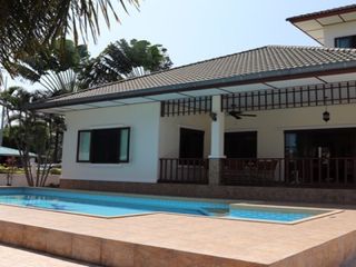 À louer 3 chambres maison à Hua Hin, Prachuap Khiri Khan