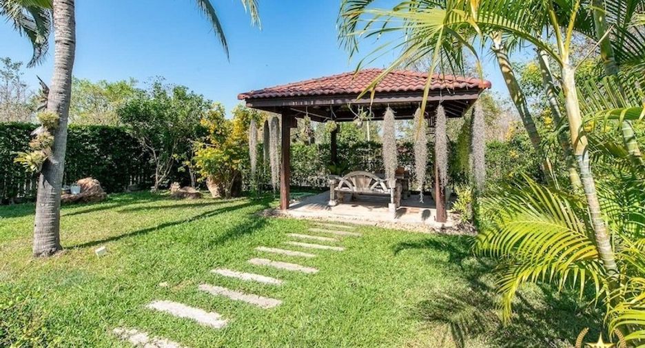 Haus zum Kauf mit 2 Zimmer in Pran Buri, Prachuap Khiri Khan