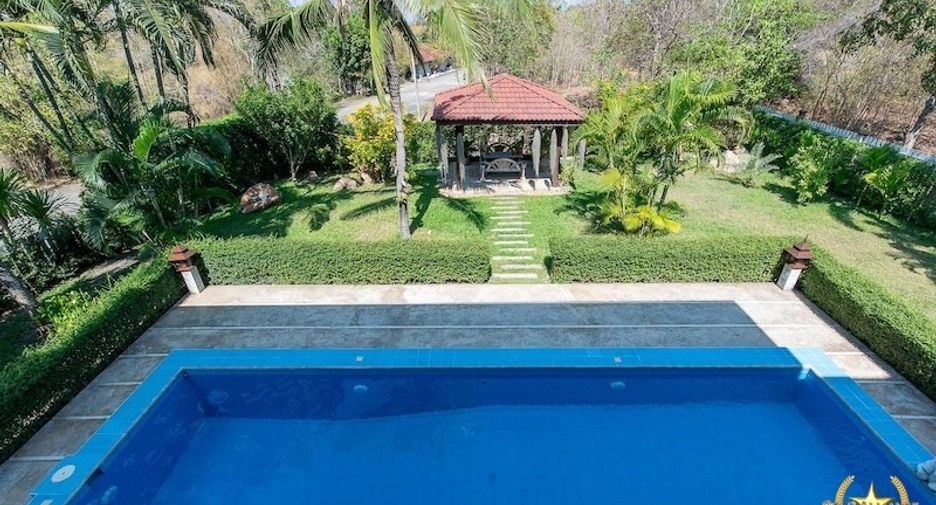 Haus zum Kauf mit 2 Zimmer in Pran Buri, Prachuap Khiri Khan