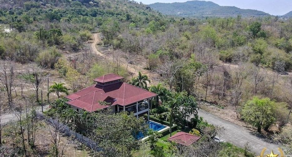 Haus zum Kauf mit 2 Zimmer in Pran Buri, Prachuap Khiri Khan