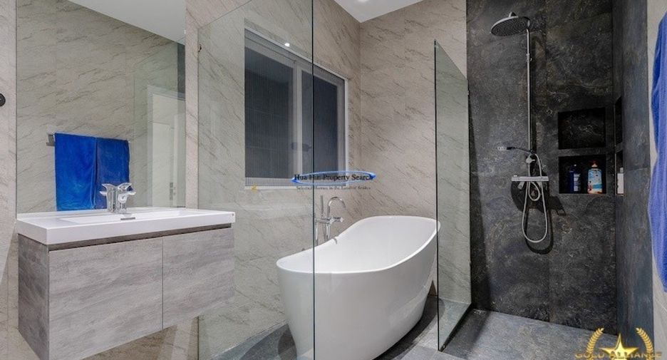 For sale 5 ベッドルーム house in Hua Hin, Prachuap Khiri Khan