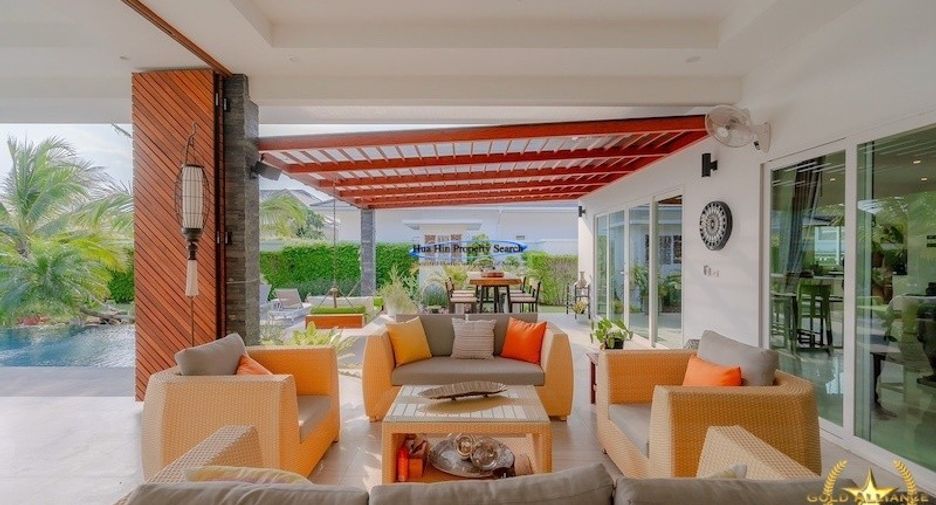 For sale 5 ベッドルーム house in Hua Hin, Prachuap Khiri Khan