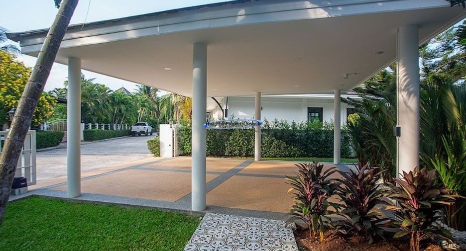 For sale 3 ベッドルーム house in Pran Buri, Prachuap Khiri Khan