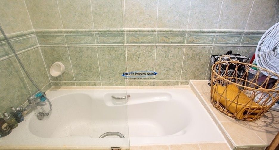 For sale 3 ベッドルーム house in Pran Buri, Prachuap Khiri Khan