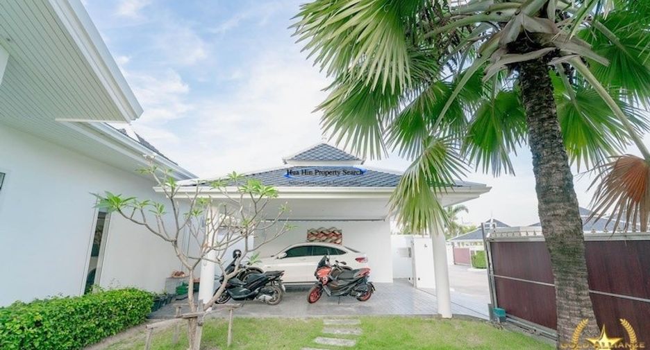 For sale 3 bedrooms house in Hua Hin, Prachuap Khiri Khan