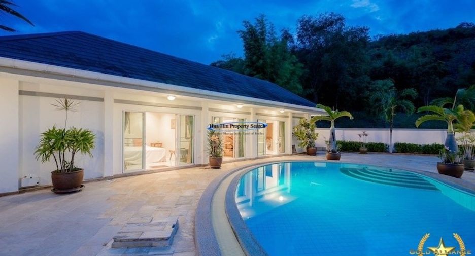 Haus zum Kauf mit 6 Zimmer in Pran Buri, Prachuap Khiri Khan