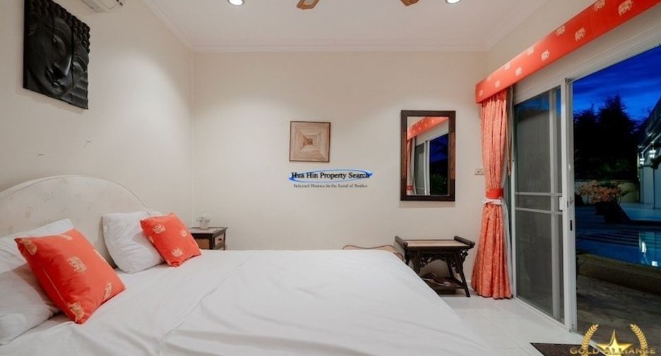 Haus zum Kauf mit 6 Zimmer in Pran Buri, Prachuap Khiri Khan