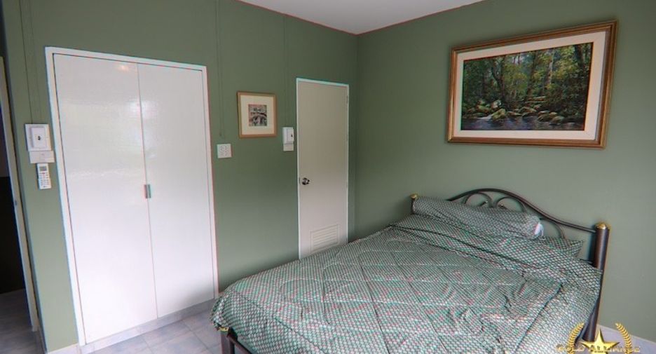 For sale 4 bedrooms house in Hua Hin, Prachuap Khiri Khan