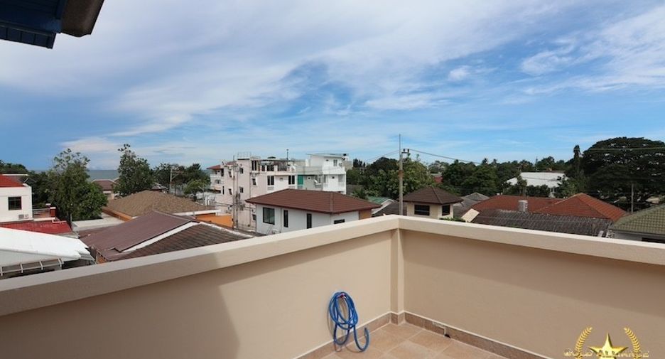 For sale 4 bedrooms house in Hua Hin, Prachuap Khiri Khan