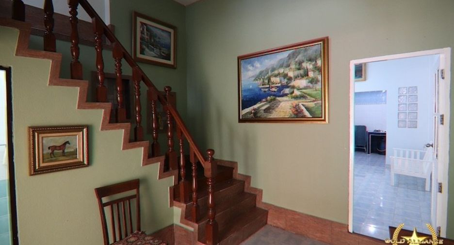 For sale 4 bedrooms house in Hua Hin, Prachuap Khiri Khan