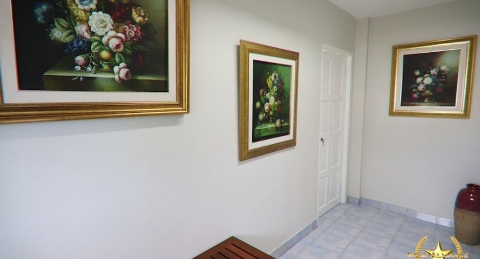 For sale 4 bedrooms house in Hua Hin, Prachuap Khiri Khan