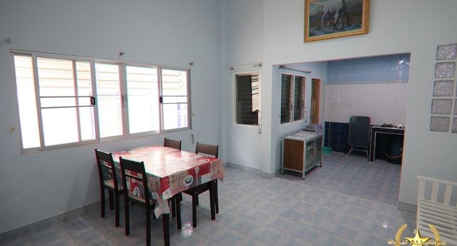 For sale 4 bedrooms house in Hua Hin, Prachuap Khiri Khan
