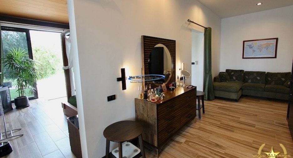 For sale 6 ベッドルーム house in Pran Buri, Prachuap Khiri Khan