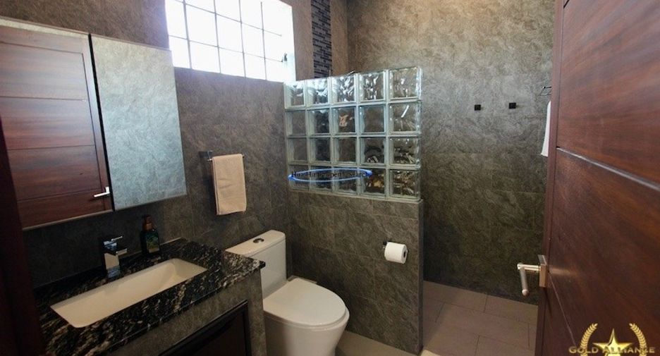 For sale 6 ベッドルーム house in Pran Buri, Prachuap Khiri Khan