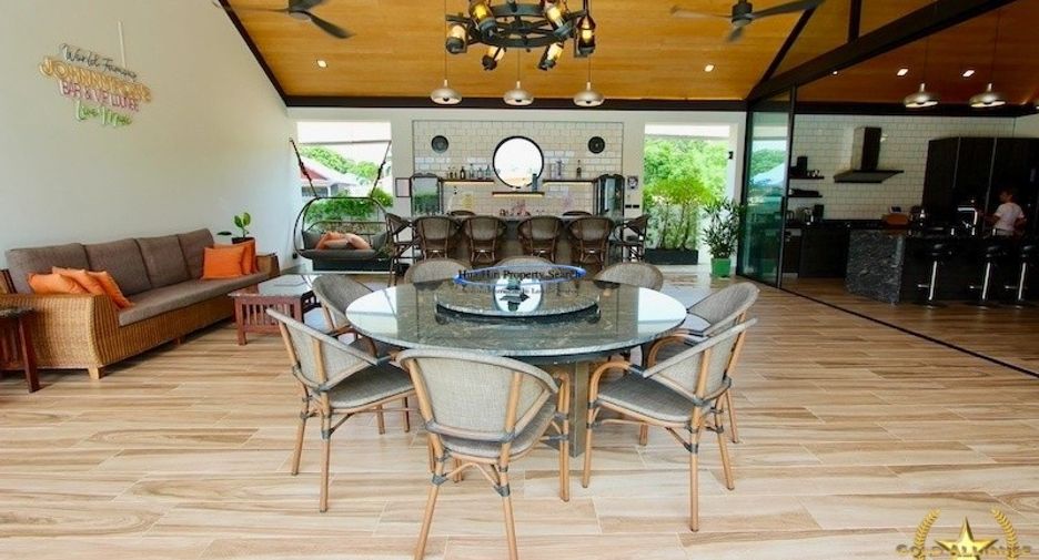 For sale 6 ベッドルーム house in Pran Buri, Prachuap Khiri Khan