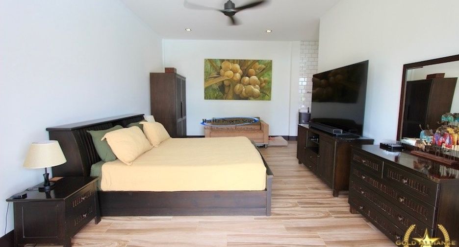For sale 6 ベッドルーム house in Pran Buri, Prachuap Khiri Khan