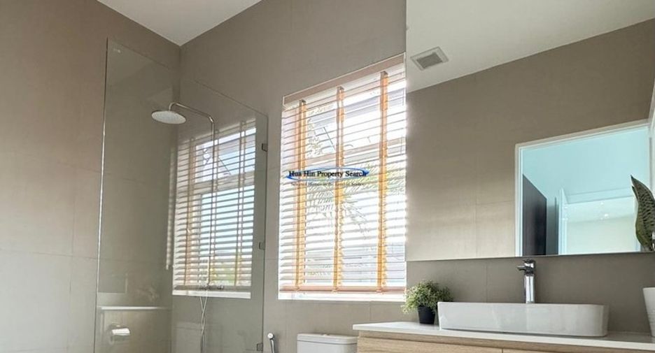 For sale 4 bedrooms house in Hua Hin, Prachuap Khiri Khan