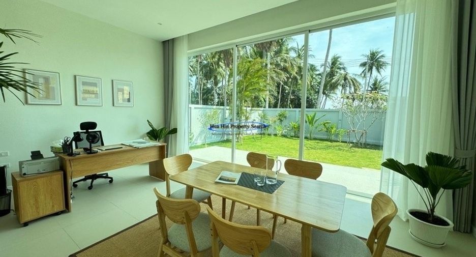 For sale 4 bedrooms house in Hua Hin, Prachuap Khiri Khan
