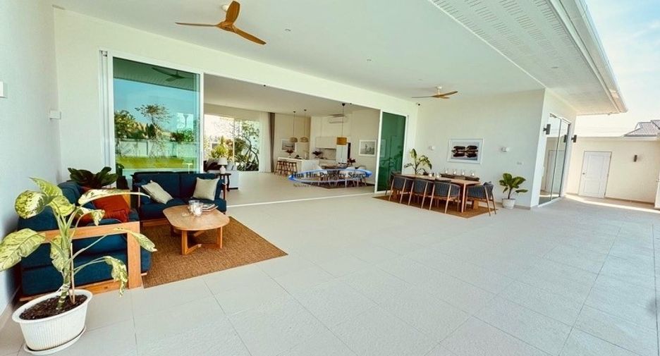 For sale 4 bedrooms house in Hua Hin, Prachuap Khiri Khan