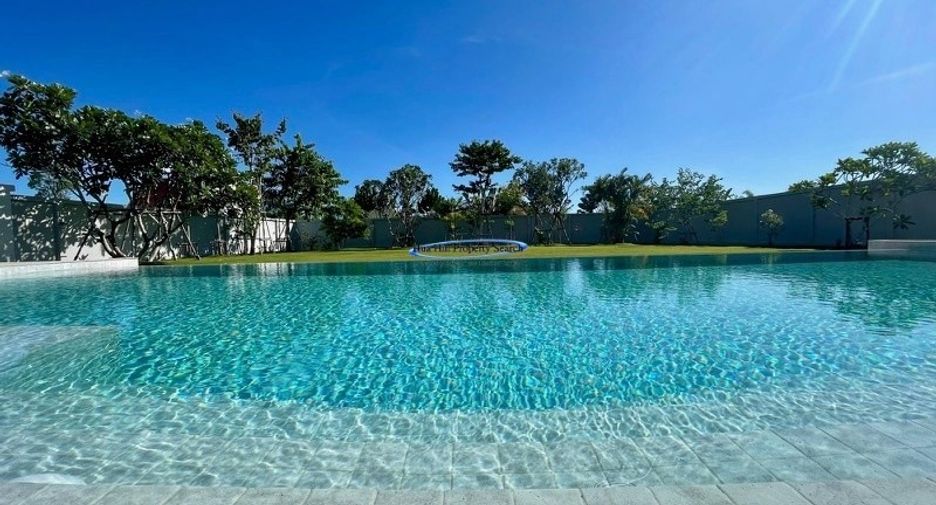 For sale 4 bedrooms house in Hua Hin, Prachuap Khiri Khan