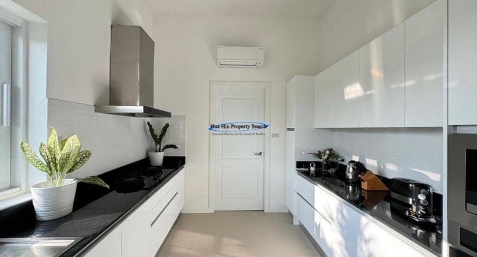 For sale 4 bedrooms house in Hua Hin, Prachuap Khiri Khan