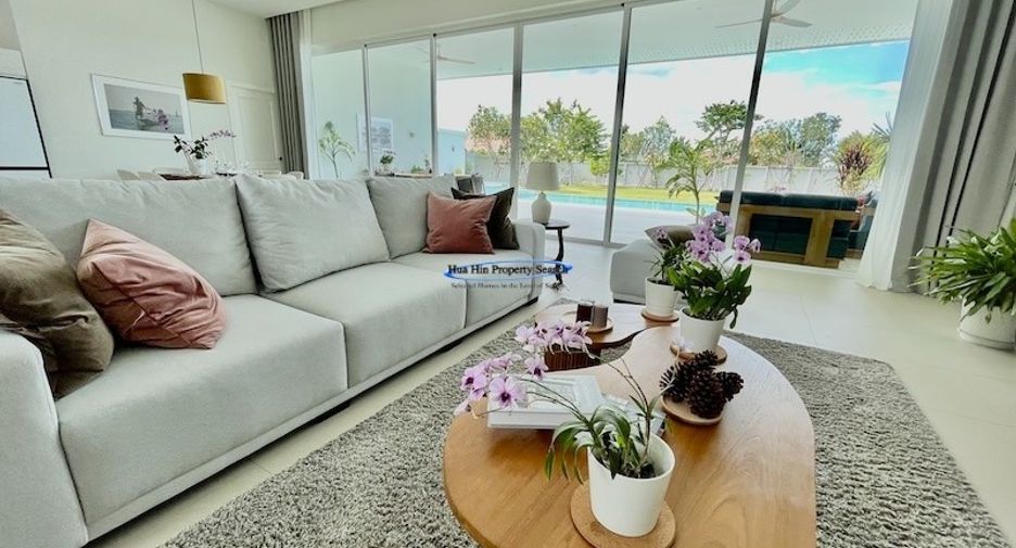 For sale 4 bedrooms house in Hua Hin, Prachuap Khiri Khan