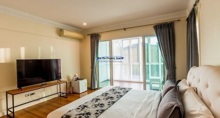 For sale 4 bedrooms house in Pran Buri, Prachuap Khiri Khan
