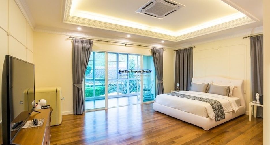 For sale 4 bedrooms house in Pran Buri, Prachuap Khiri Khan