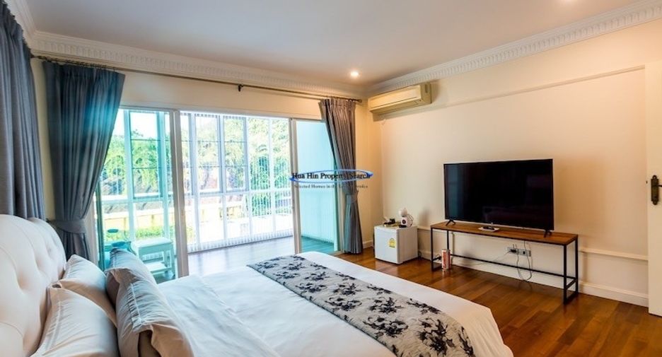 For sale 4 bedrooms house in Pran Buri, Prachuap Khiri Khan