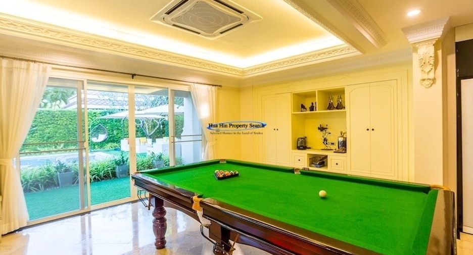 For sale 4 bedrooms house in Pran Buri, Prachuap Khiri Khan