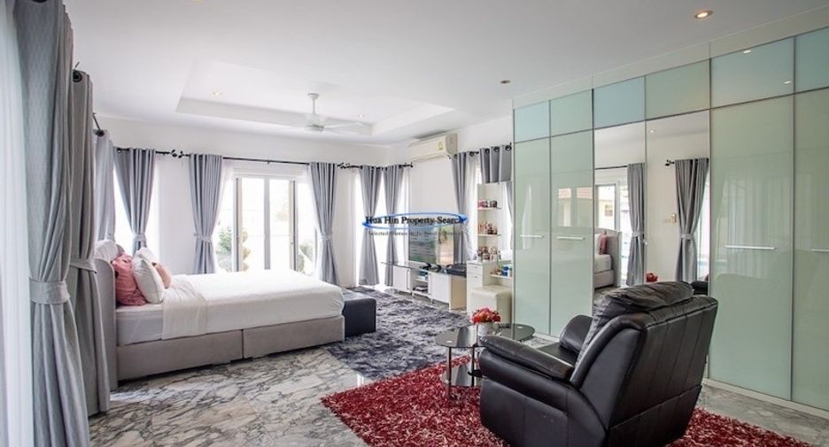 For sale 3 bedrooms house in Hua Hin, Prachuap Khiri Khan