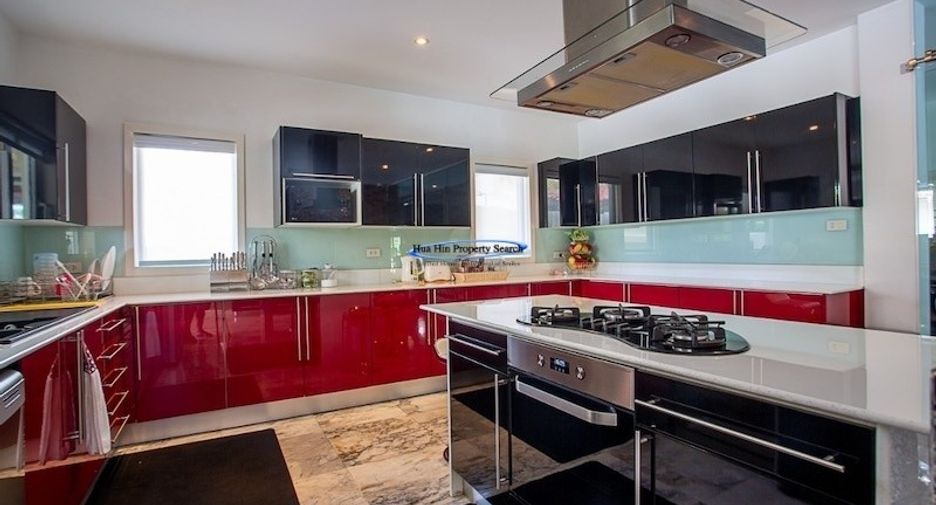 For sale 3 bedrooms house in Hua Hin, Prachuap Khiri Khan