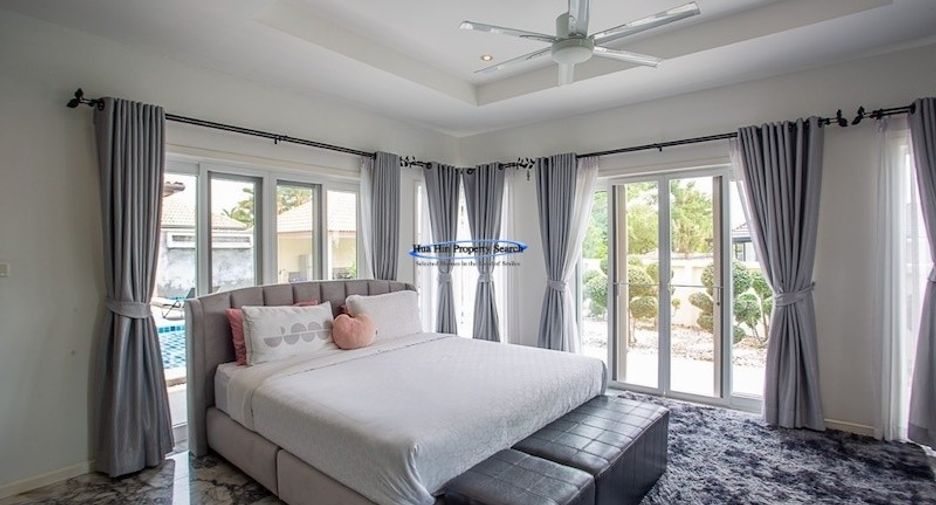 For sale 3 bedrooms house in Hua Hin, Prachuap Khiri Khan