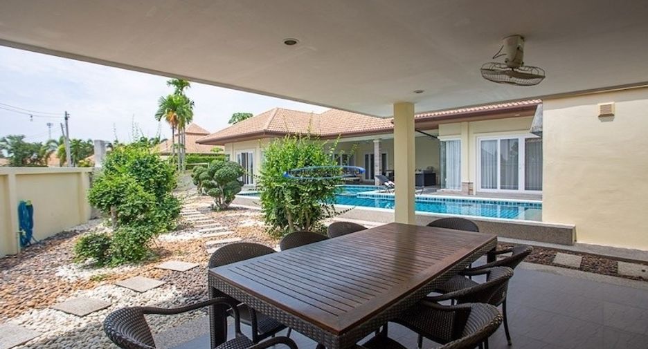 For sale 3 bedrooms house in Hua Hin, Prachuap Khiri Khan