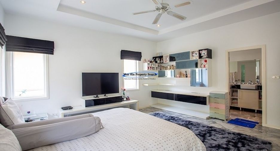For sale 3 bedrooms house in Hua Hin, Prachuap Khiri Khan